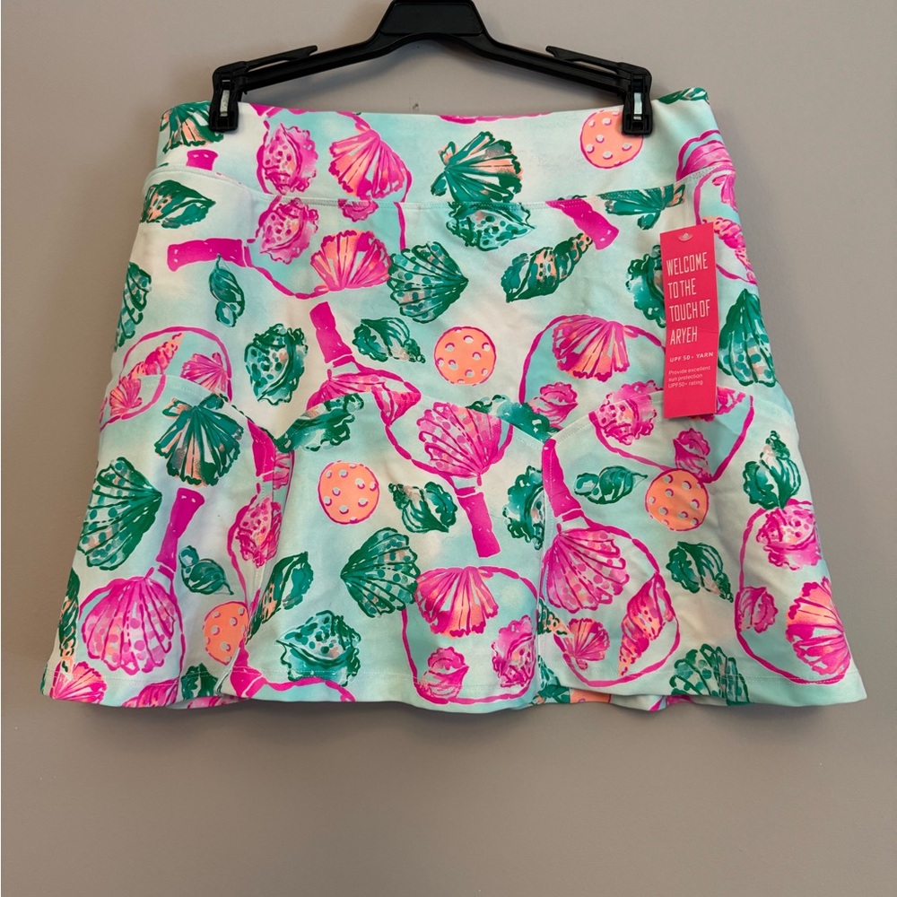 NWT Aryeh Rosario A-line skort. Pickleball and shells pattern. Size M.